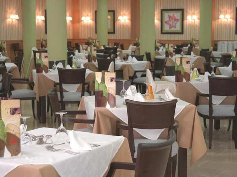 Grupotel Aldea Cala'N Bosch Son Xoriguer Restoran fotoğraf